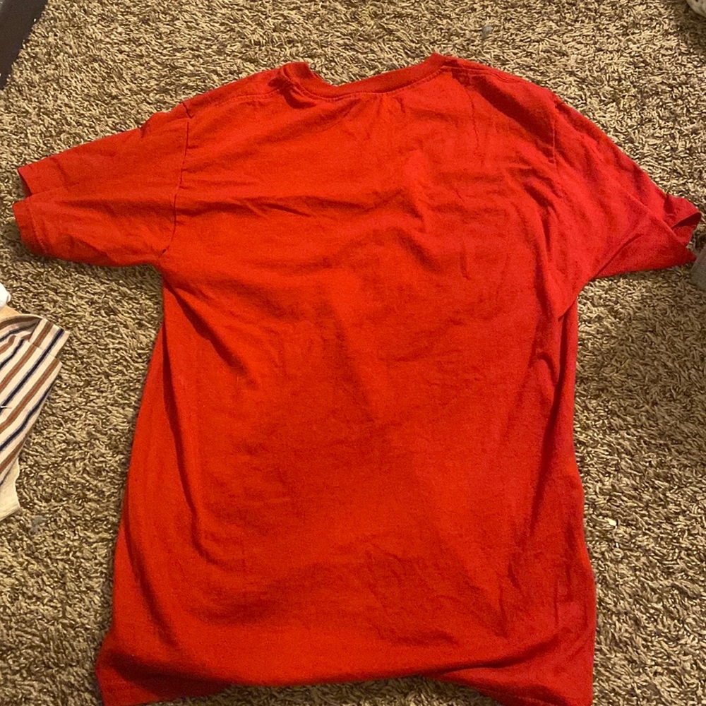 Oversized plain red T-shirt